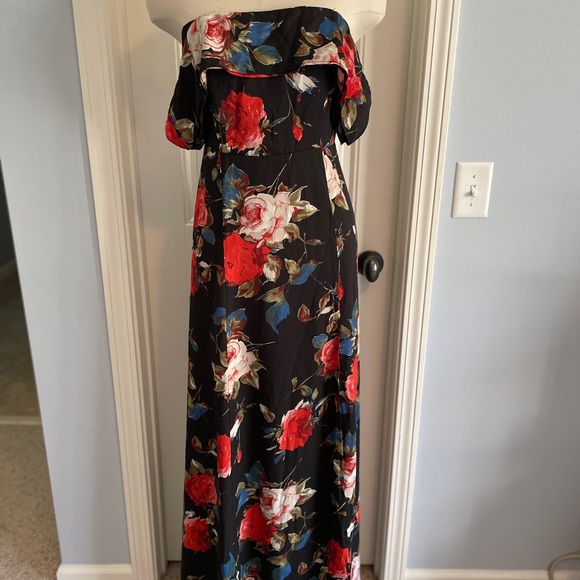 Lulu’s Medium I Care Off Shoulder Floral Dress - Picture 2 of 12